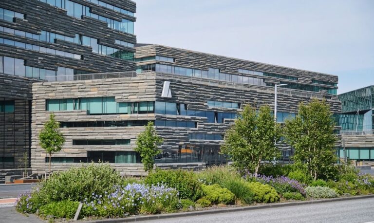 FRÉTTATILKYNNING: Landsbankinn og N1 á meðal þeirra sem bætast í ört stækkandi hóp hluthafa Eyjaganga